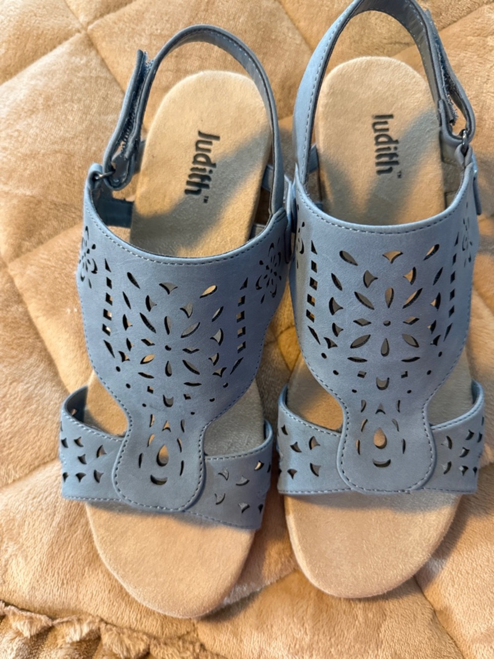 Judith Women's Laser-Cut Slingback Sandals in Light Blue, NWOT